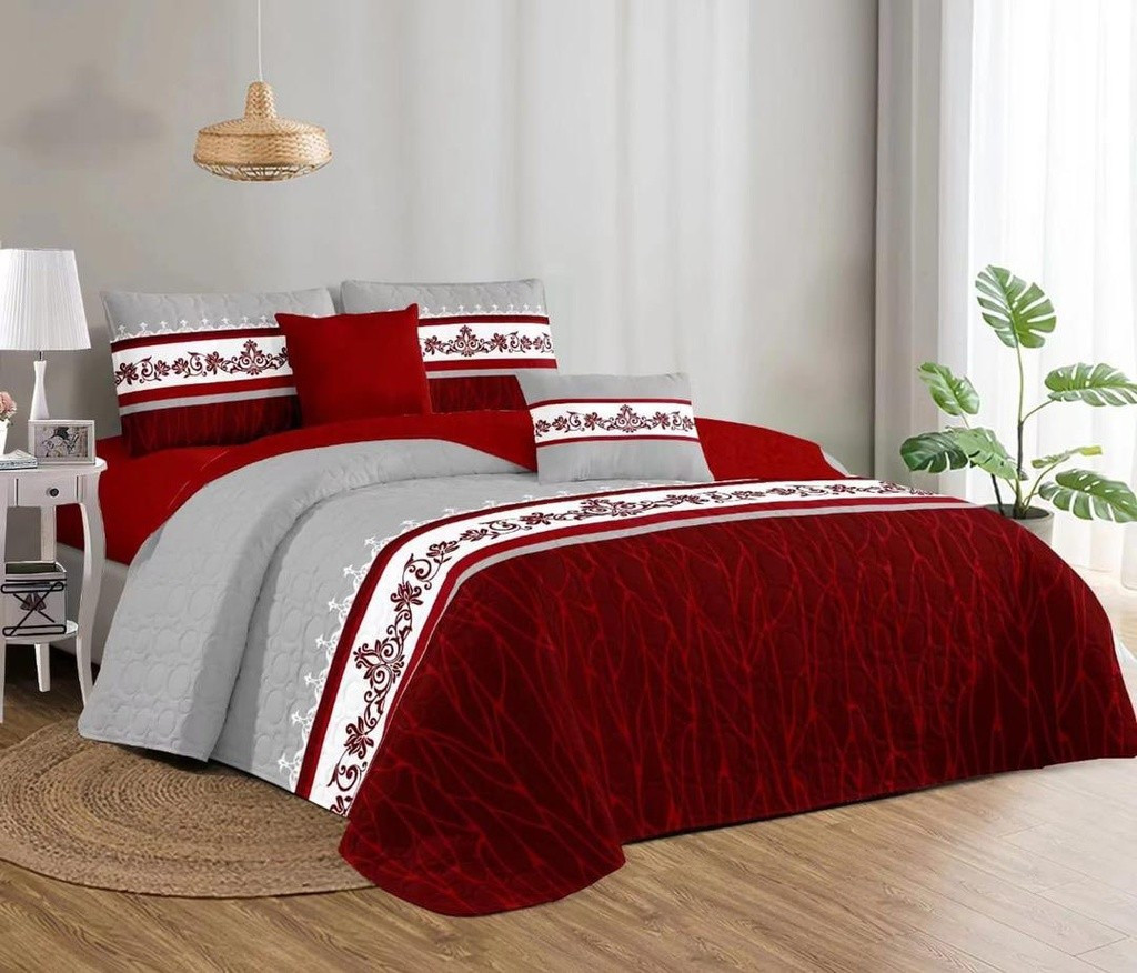King size bedspreads comes with 2 pillow cases and bedsheet ( 6*6 )