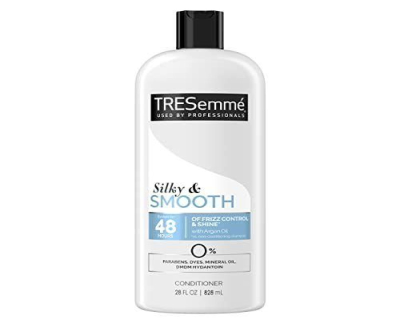 TRESemmé Touchable Softness Smooth & Silky, Anti Frizz Shampoo - 828ml