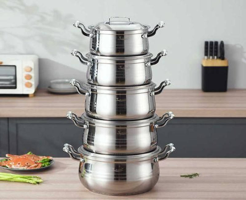 10 PC 18 20 22,24 26 CM Stainless Steel Saucepans Cooking Pots- Silver.