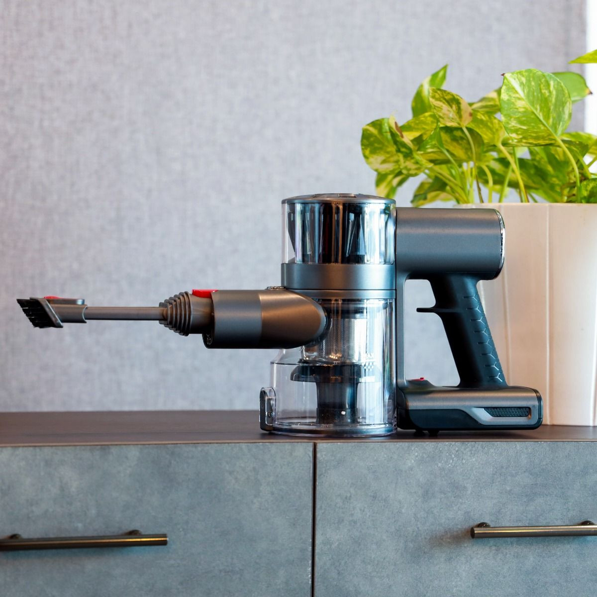 GVC 19030 Rechargeable Cordless Vacuum Cleaner