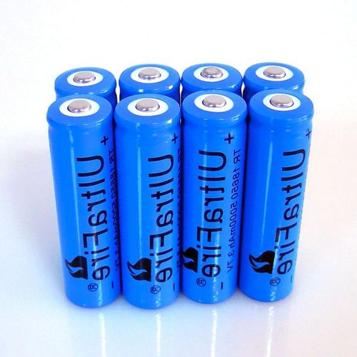 Ultra Fire A Pair Of Eight Rechargeable Batteries - Blue