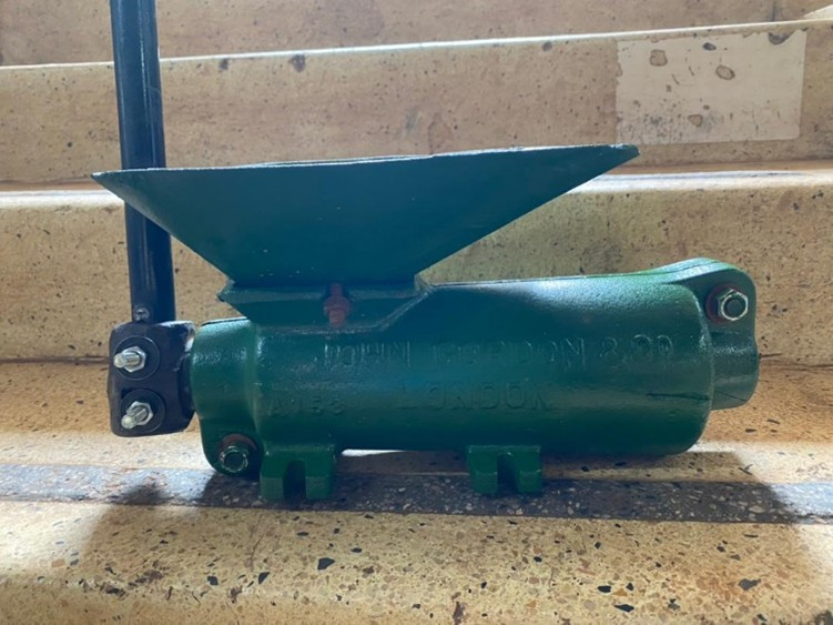 MANUAL SAMPLE HULLER