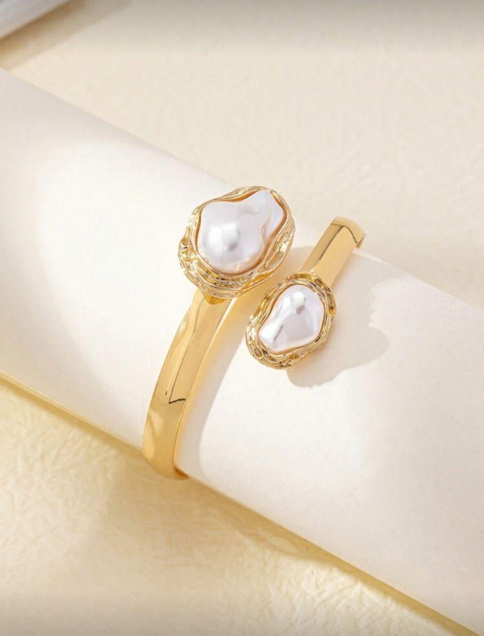 1 Pair Vintage French Baroque Style Asymmetrical Faux Pearl Earrings, Elegant & Fashionable European Style Earrings For Party And Banquet